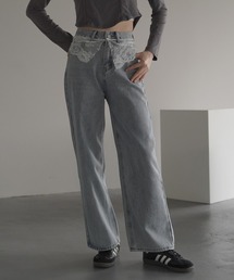 Straight denim pants with lace waist design / ウエストレースデザインストレートデニムパンツ