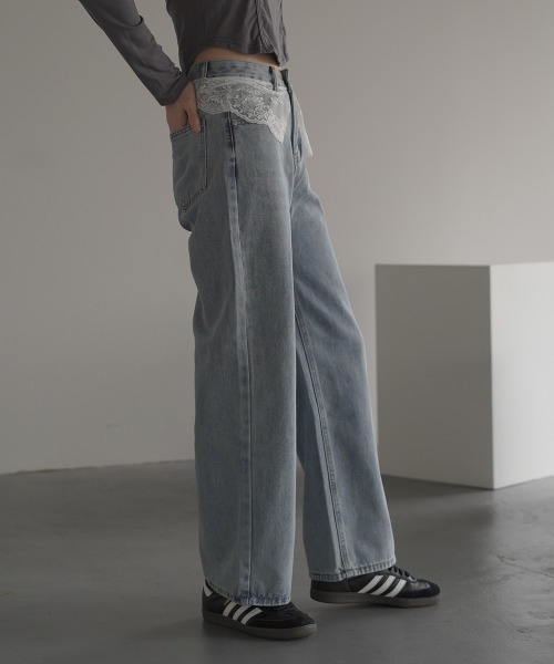 Clum(クルム)の「Straight denim pants with lace waist design / ウエストレースデザインストレートデニムパンツ(デニムパンツ・レディース・ブルー・SMALL/MEDIUM/LARGE)」の8枚目の写真