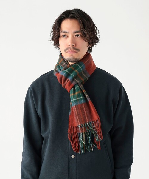 B:MING by BEAMS（ビーミングバイビームス）の「ウール チェック マフラー（ユニセックス）（マフラー・メンズ・ブラウン/ネイビー・ONE SIZE）」の3枚目の写真