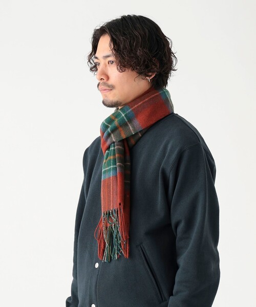 B:MING by BEAMS（ビーミングバイビームス）の「ウール チェック マフラー（ユニセックス）（マフラー・メンズ・ブラウン/ネイビー・ONE SIZE）」の2枚目の写真