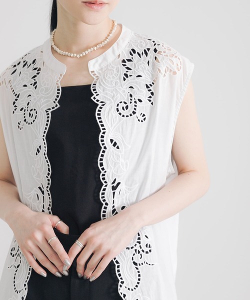 セール】カットワークレース刺繍ジレ（ベスト）｜URBAN RESEARCH