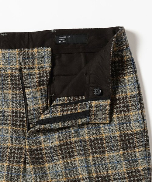International Gallery BEAMS（インターナショナルギャラリービームス）の「スリム チェック ノープリーツ スラックス（その他パンツ・メンズ・その他・SMALL/MEDIUM）」の5枚目の写真