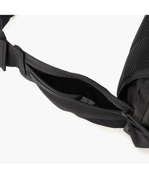 BRIEFING(ブリーフィング)の「2WAY HIP PACK(ショルダーバッグ・メンズ・ブラック×ブルー/ブラック系その他/その他/ブラック×ホワイト/ブラック×グレー・FREE)」の12枚目の写真