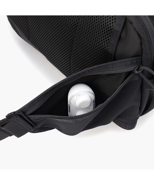 BRIEFING(ブリーフィング)の「2WAY HIP PACK(ショルダーバッグ・メンズ・ブラック×ブルー/ブラック系その他/その他/ブラック×ホワイト/ブラック×グレー・FREE)」の13枚目の写真