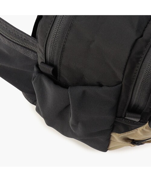 BRIEFING(ブリーフィング)の「2WAY HIP PACK(ショルダーバッグ・メンズ・ブラック×ブルー/ブラック系その他/その他/ブラック×ホワイト/ブラック×グレー・FREE)」の20枚目の写真