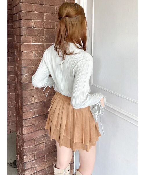 dazzlin（ダズリン）の「【WEB限定カラーあり】アイレットスリーブニットトップス（ニット/セーター・レディース・ブラウン/ネイビー/グレー/アイボリー/ブラック・FREE）」の6枚目の写真