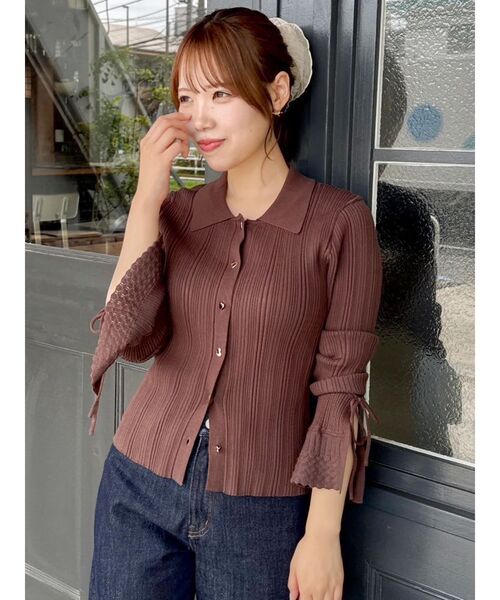 dazzlin（ダズリン）の「【WEB限定カラーあり】アイレットスリーブニットトップス（ニット/セーター・レディース・ブラウン/ネイビー/グレー/アイボリー/ブラック・FREE）」の16枚目の写真