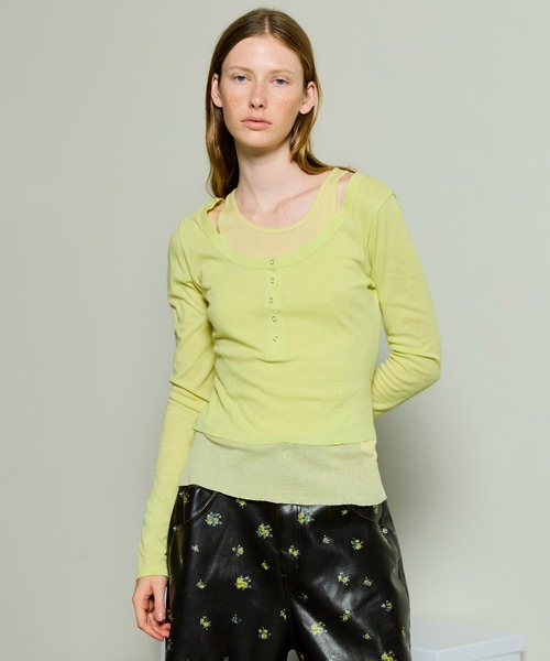 MAISON SPECIAL（メゾンスペシャル）の「Layered Henley Neck Tops/レイヤードヘンリーネックトップス（Tシャツ/カットソー・レディース・グレー/ブラック/ホワイト/ライトグリーン・FREE）」の4枚目の写真