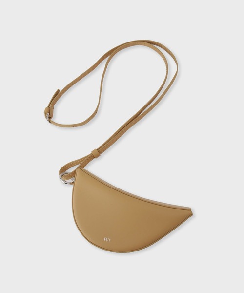 ADAM ET ROPE'(アダムエロペ)の「【PFT】Tori Mini チャーム(キーホルダー・レディース・キャメル/ホワイト・FREE)」の6枚目の写真