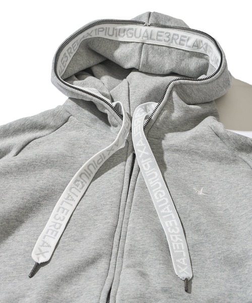 1PIU1UGUALE3 RELAX】パイピングロゴワイドスピンドルパーカー
