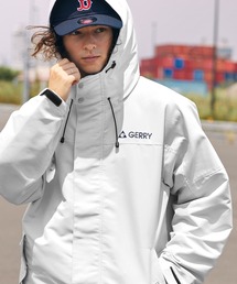 GERRY（ジェリー）の「GERRY / ジェリー 別注 <撥水>ラバーロゴ オーバーサイズマウンテンパーカー【BARK MANHATTAN】（マウンテンパーカー）」