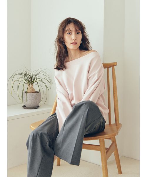 Mila Owen(ミラオーウェン)の「マルチウェイオフショルスウェットプルオーバー(スウェット・レディース・ピンク/グレー/チャコールグレー・F)」の17枚目の写真