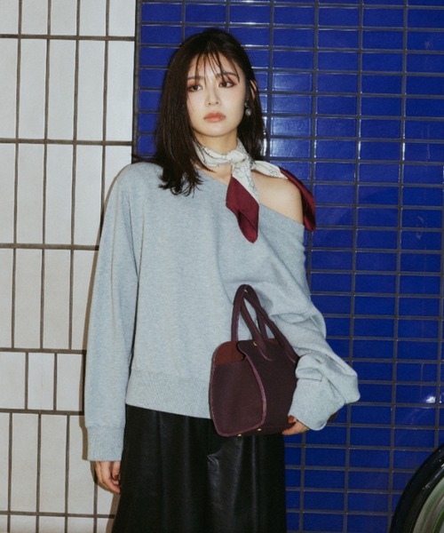 マルチウェイオフショルスウェットプルオーバー（スウェット