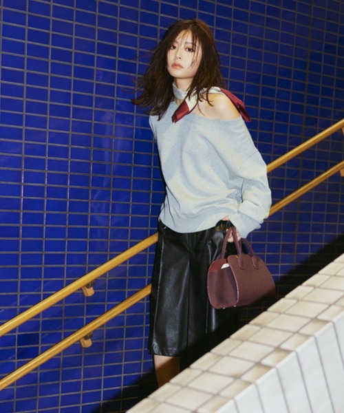 Mila Owen(ミラオーウェン)の「マルチウェイオフショルスウェットプルオーバー(スウェット・レディース・ピンク/グレー/チャコールグレー・F)」の21枚目の写真