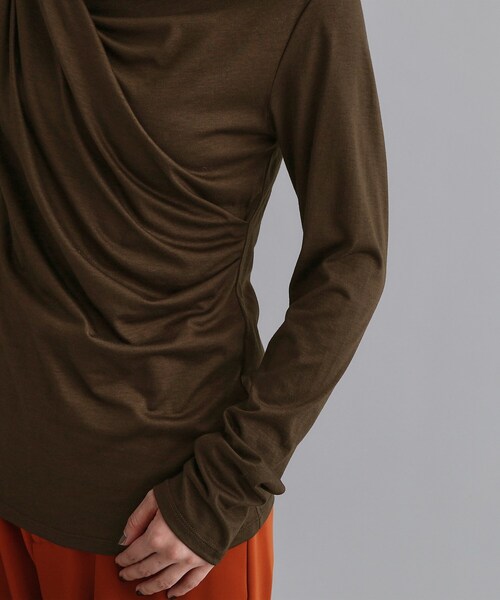OPAQUE.CLIP（オペークドットクリップ）の「【es】アシメドレープカットソー【洗濯機OK】（Tシャツ/カットソー・レディース・ライトベージュ/ブラウン系その他・36/38）」の15枚目の写真