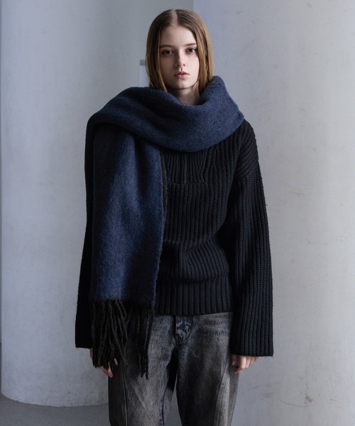 CLEL（クレイル）の「【CLEL】Alpaca Blend Reversible Shaggy Large Scarf / アルパカブレンド リバーシブルシャギー大判マフラー（マフラー・メンズ・ブラウン/チャコールグレー/ブラック・FREE）」の5枚目の写真