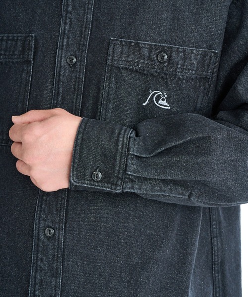 Quiksilver(クイックシルバー)の「DENIM WASH SHIRT/クイックシルバー長袖デニムシャツ(シャツ/ブラウス・メンズ・ブラック/グレー・MEDIUM/LARGE/X-LARGE)」の10枚目の写真