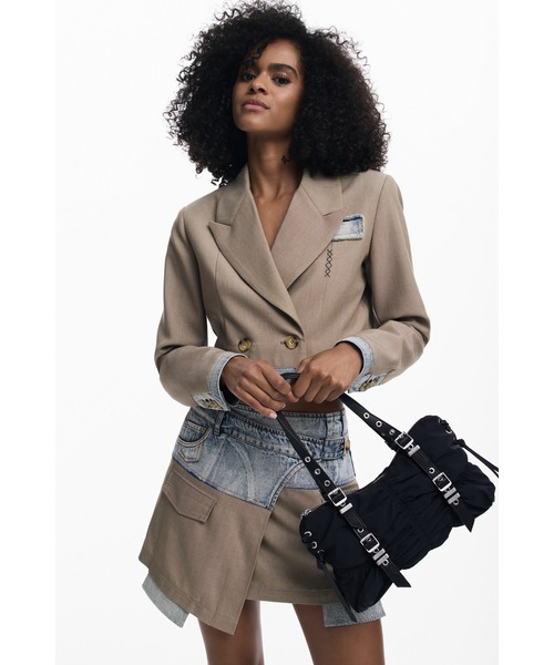 Desigual(デシグアル)の「Draped Bag with Studded Belt Handle/ドレープ×スタッズベルトハンドルバッグ(ハンドバッグ・レディース・ブラック・FREE)」の4枚目の写真