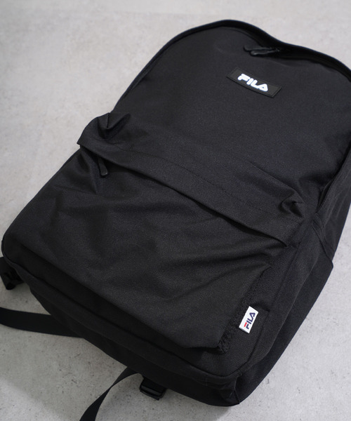 FILA（フィラ）の「FILAスタンダードデイバッグ（バックパック/リュック・レディース・ブラック/ブラック×レッド/アイボリー・FREE）」の7枚目の写真