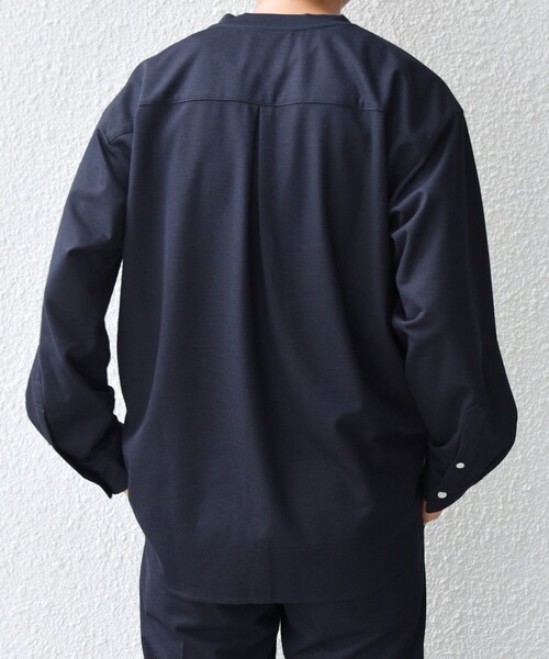 SHIPS any(シップス エニィ)の「SHIPS any: 360° THE CIRCLE STRETCH ジャガード ジャージー ポケット Tシャツ(ロンT/セットアップ対応)◇(Tシャツ/カットソー・メンズ・ベージュ/ネイビー/チャコールグレー・SMALL/MEDIUM/LARGE/X-LARGE)」の17枚目の写真