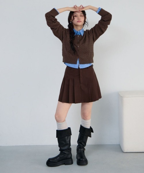 archives（アルシーヴ）の「ケーブルニットＣＤ×シャツＳＥＴ（アンサンブル・レディース・ブラウン/グレイッシュベージュ/グレー/チャコールグレー・MEDIUM）」の17枚目の写真