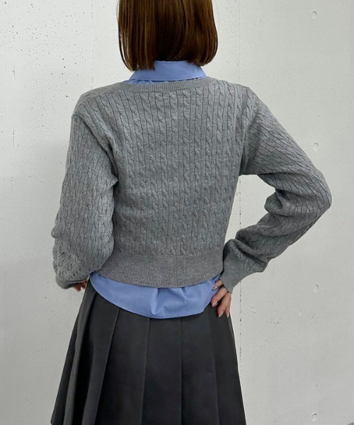 archives（アルシーヴ）の「ケーブルニットＣＤ×シャツＳＥＴ（アンサンブル・レディース・ブラウン/グレイッシュベージュ/グレー/チャコールグレー・MEDIUM）」の21枚目の写真
