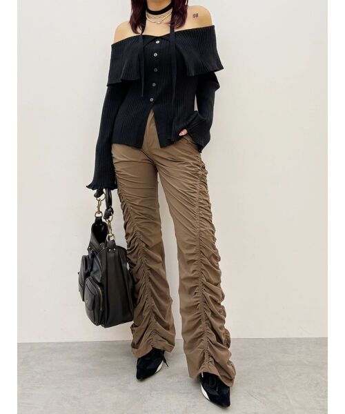 EVRIS（エヴリス）の「ギャザーフレアパンツ（その他パンツ・レディース・ブラック/ブラウン・SMALL/MEDIUM）」の13枚目の写真