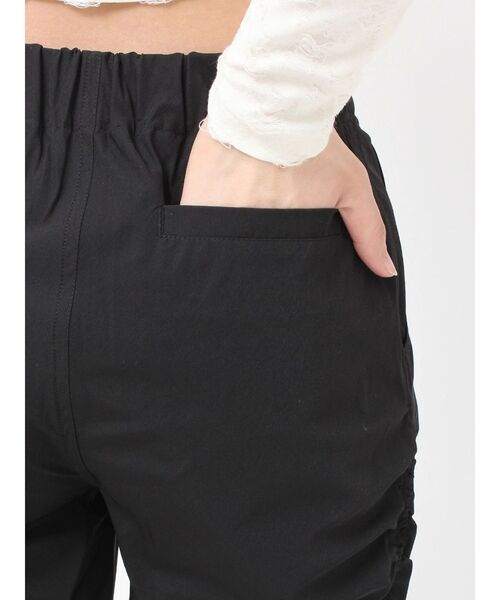 EVRIS（エヴリス）の「ギャザーフレアパンツ（その他パンツ・レディース・ブラック/ブラウン・SMALL/MEDIUM）」の3枚目の写真