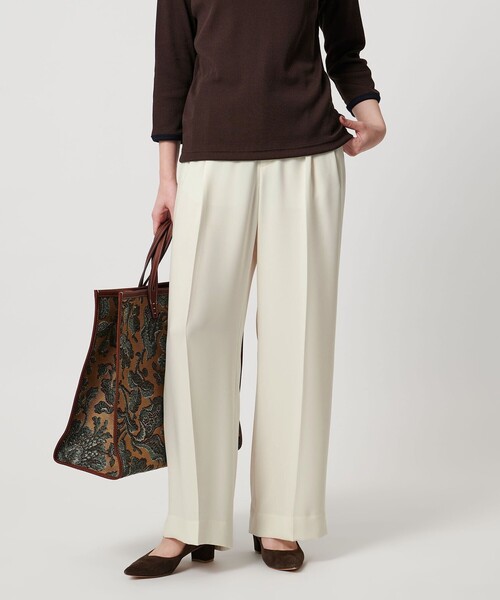 UNITED ARROWS（ユナイテッドアローズ）の「2タック ワイドパンツ WHITE ‐ウォッシャブル‐（スラックス・レディース・オフホワイト・36/40/34/38）」の2枚目の写真