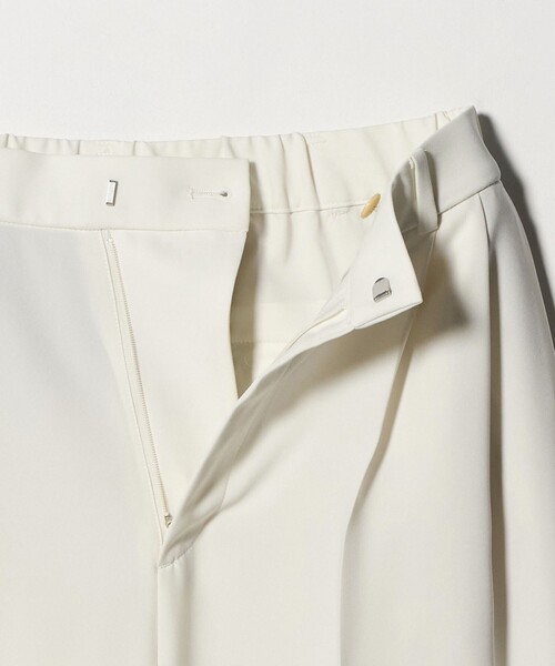 UNITED ARROWS（ユナイテッドアローズ）の「2タック ワイドパンツ WHITE ‐ウォッシャブル‐（スラックス・レディース・オフホワイト・36/40/34/38）」の12枚目の写真