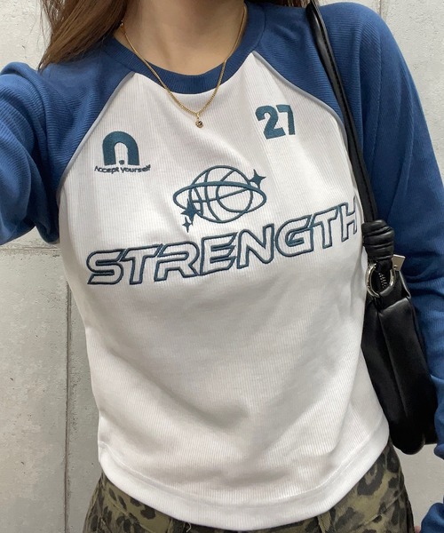 ROGER AND RAW(ロジャーアンドロウ)の「ショート丈ラグラン長袖Tシャツ(Tシャツ/カットソー・レディース・ホワイト×ブラック/ホワイト×ネイビー/チャコールグレー×ブラック/スモークピンク・FREE)」の20枚目の写真