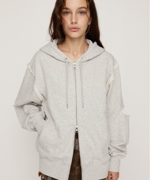 SLY(スライ)の「SLIT ZIP SW PK スリット ジップ スウェット パーカー 秋服 冬服(パーカー・レディース・ブラック/杢グレー/ブラウン・FREE)」の2枚目の写真