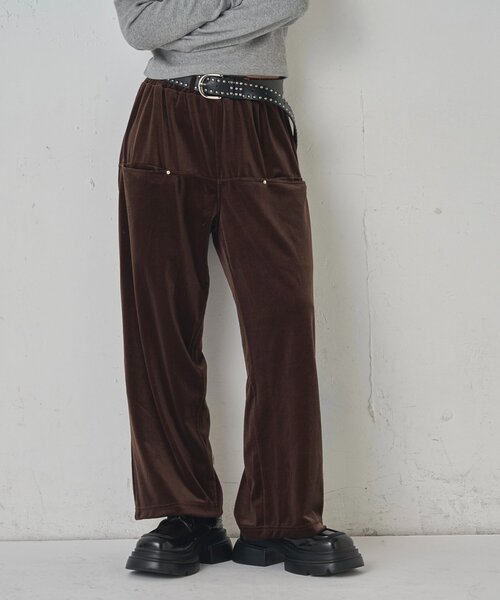 WHO'S WHO gallery（フーズフーギャラリー）の「スラポケベロアパンツ（その他パンツ・レディース・ブラック/ブラウン・SMALL/MEDIUM）」の2枚目の写真