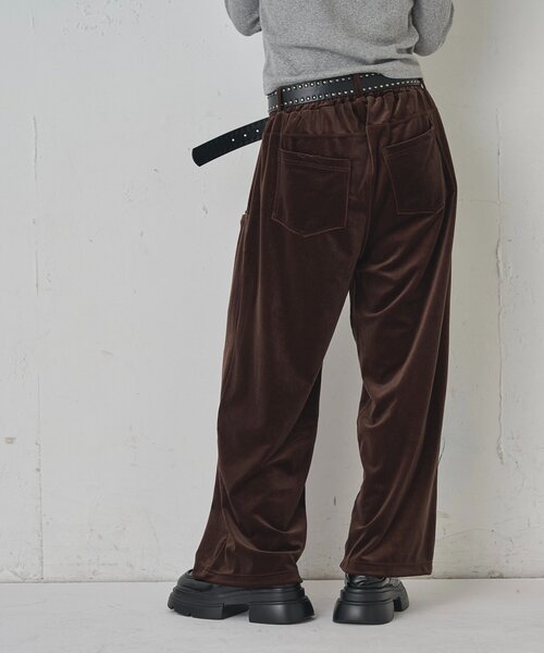 WHO'S WHO gallery（フーズフーギャラリー）の「スラポケベロアパンツ（その他パンツ・レディース・ブラック/ブラウン・SMALL/MEDIUM）」の9枚目の写真