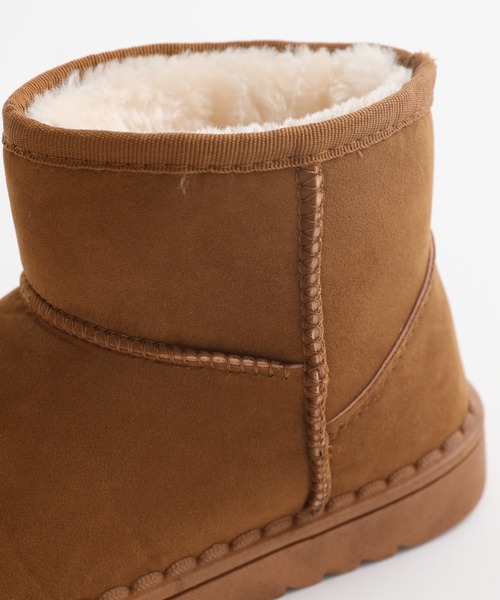 URBAN CHERRY（アーバンチェリー）の「内ボアムートンブーツ（ブーツ・キッズ・ブラウン/ブラック・18.0cm/19.0cm/20.0cm/21.0cm/22.0cm）」の17枚目の写真
