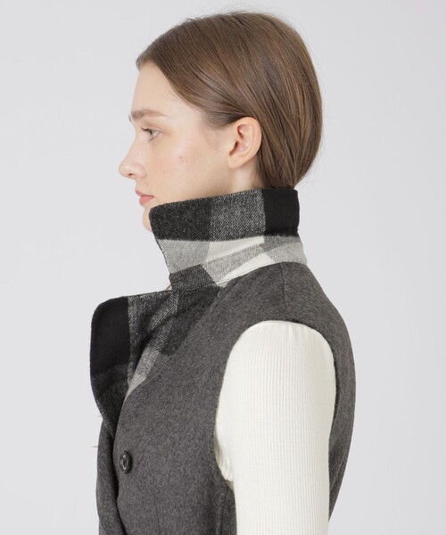 BLUE LABEL CRESTBRIDGE（ブルーレーベルクレストブリッジ）の「クレストブリッジチェックリバーポリウールジレ（ベスト・レディース・グレー系その他/ブルー系その他2/ダークネイビー・38）」の9枚目の写真