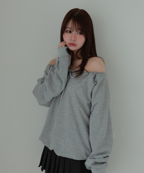 M DOLLY(エムドリー)の「front ribbon ombra sweat tops/フロントリボンオンブラスウェットトップス(スウェット・レディース・ブラック/グレー・FREE)」の18枚目の写真