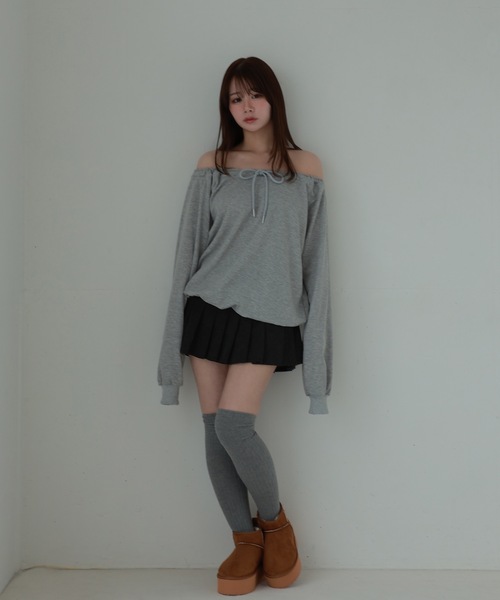 M DOLLY(エムドリー)の「front ribbon ombra sweat tops/フロントリボンオンブラスウェットトップス(スウェット・レディース・ブラック/グレー・FREE)」の19枚目の写真