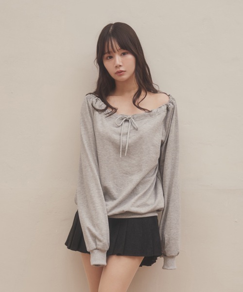 M DOLLY(エムドリー)の「front ribbon ombra sweat tops/フロントリボンオンブラスウェットトップス(スウェット・レディース・ブラック/グレー・FREE)」の21枚目の写真