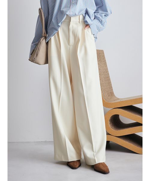 Mila Owen（ミラオーウェン）の「コーデュロイライク2タックワイドパンツ（その他パンツ・レディース・キャメル/レッド/アイボリー・0/1/00）」の7枚目の写真