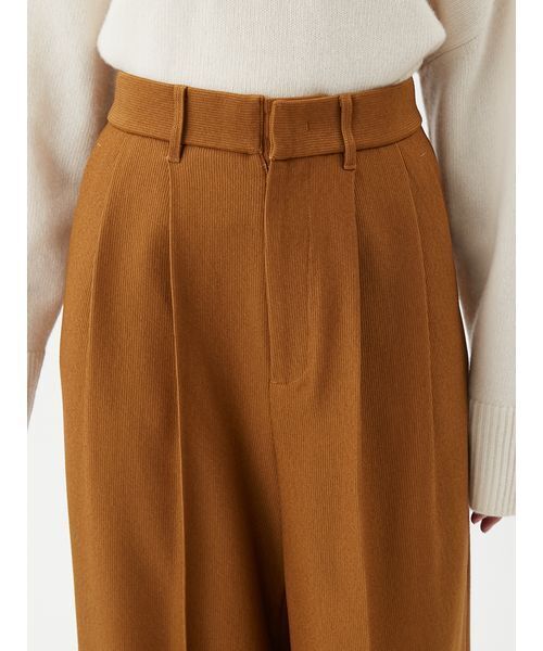 Mila Owen（ミラオーウェン）の「コーデュロイライク2タックワイドパンツ（その他パンツ・レディース・キャメル/レッド/アイボリー・0/1/00）」の11枚目の写真
