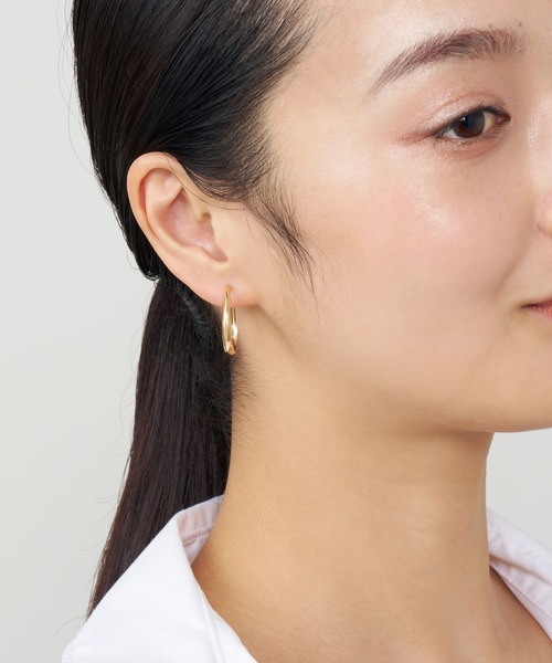 VENDOME AOYAMA（ヴァンドーム青山）の「K18YG フープ ピアス（ピアス（両耳用）・レディース・イエローゴールド・ONE SIZE）」の5枚目の写真