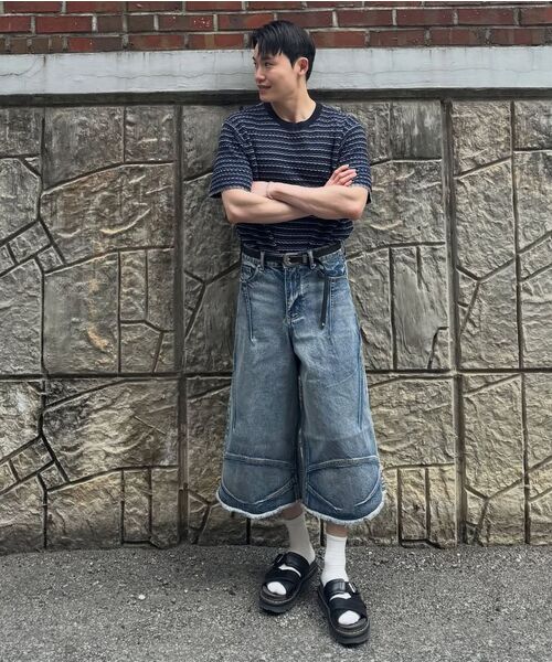 DNSR(ディーエヌエスアール)の「マルチダートバミューダデニムパンツブルー(その他パンツ・メンズ・その他・LARGE/X-LARGE/SMALL/MEDIUM)」の9枚目の写真