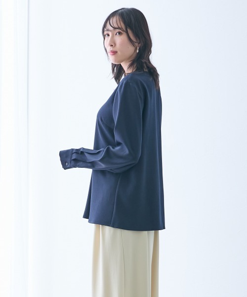 slattgir(スラットジール)の「高身長 表面微起毛キーネックブラウス(トールサイズ)(シャツ/ブラウス・レディース・ブラック/ネイビー・TLL/TL/TM/T5L/T4L/T3L)」の11枚目の写真