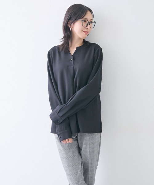 slattgir(スラットジール)の「高身長 表面微起毛キーネックブラウス(トールサイズ)(シャツ/ブラウス・レディース・ブラック/ネイビー・TLL/TL/TM/T5L/T4L/T3L)」の20枚目の写真