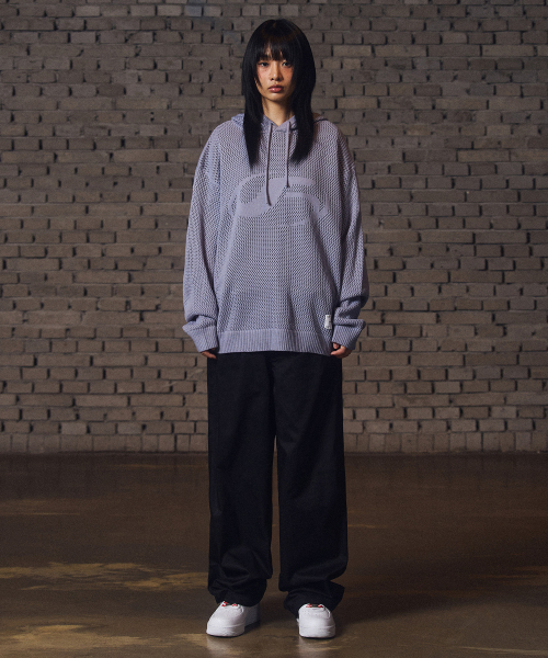 F.ILLUMINATE(フィルミネイト)の「シンボルメッシュフードニット-ベージュ(ニット/セーター・レディース・その他・SMALL/MEDIUM/LARGE)」の5枚目の写真