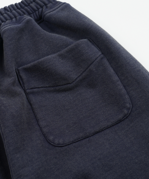 FRIZMWORKS(フリズムワークス)の「ARMY TWO TUCK SWEAT PANTS _ NAVY(その他パンツ・メンズ・その他・SMALL/MEDIUM/LARGE/X-LARGE)」の8枚目の写真