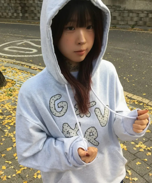 GRAVER（グレーバー）の「[ユニセックス]DOTS GRAV フードパーカー_ブラック（パーカー・レディース・ブラック・SMALL/MEDIUM/LARGE）」の7枚目の写真