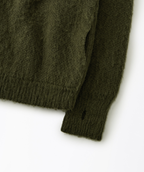 OUTSTANDING(アウトスタンディング)の「BRUSHED WOOL ROUND NECK CARDIGAN_MELANGE OLIVE(カーディガン/ボレロ・メンズ・その他・SMALL/MEDIUM/LARGE)」の6枚目の写真