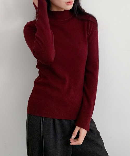 LOWO(ロワ)の「ハイネック 袖ボタンニット プルオーバー 長袖 トップス(ニット/セーター・レディース・ベージュ/ホワイト/キャメル/ボルドー/ブラウン/グリーン/ブラック/ピンクベージュ/グレー/チャコールグレー・FREE)」の16枚目の写真